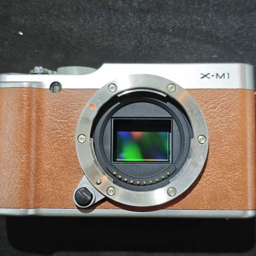 FUJIFILM XM1 X-M1 富士 機身 body 跟2電一充連肩帶 98%new 功能全正常 送記憶卡 有...
