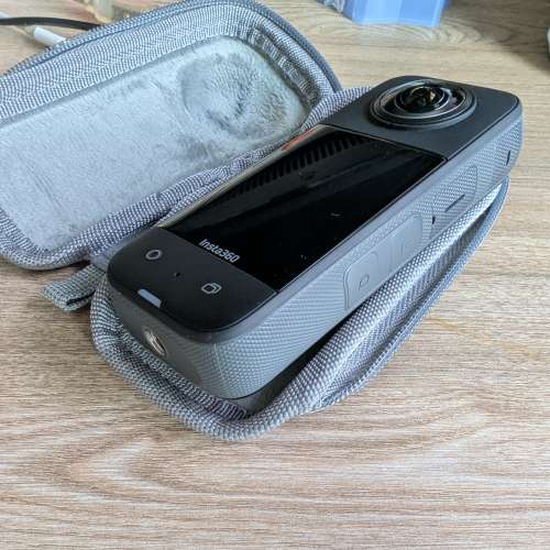 Insta360 X3 運動相機 (90% 新)