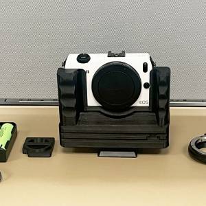 Canon EOS M with battery grip