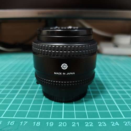 Nikon  AF Nikkor 24mm f/2.8D