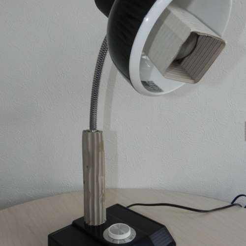 出售 昭和時期 全新日本制 小泉產業 座枱燈一箋(庫存品），100%正常，整體約100%新...