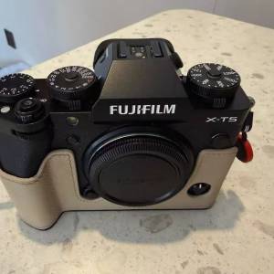 富士XT5 帶兩塊原裝電池