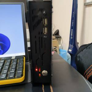 迷你电腦連外置火牛，i5 3317u, 4g ddr3, 120g ssd 內置wifi咭