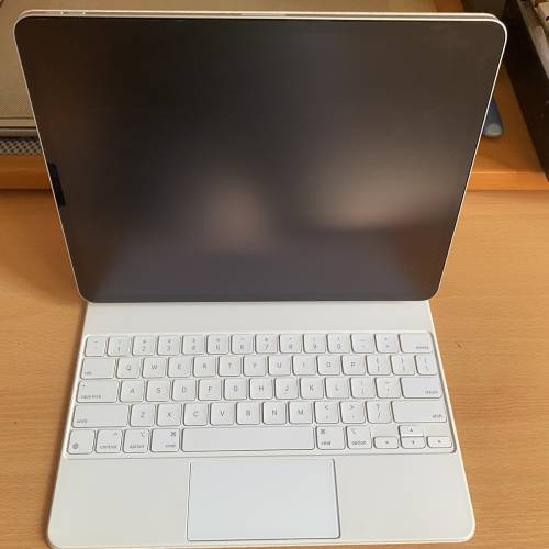 Apple ipad pro m1 256 + Magic Keyboard