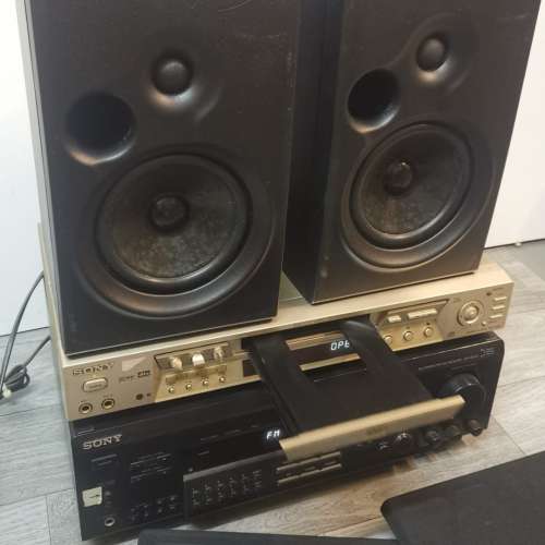 老細搬遷 平售一套音響KEF Coda喇叭 sony cd / 擴音機 全套$800 不議價