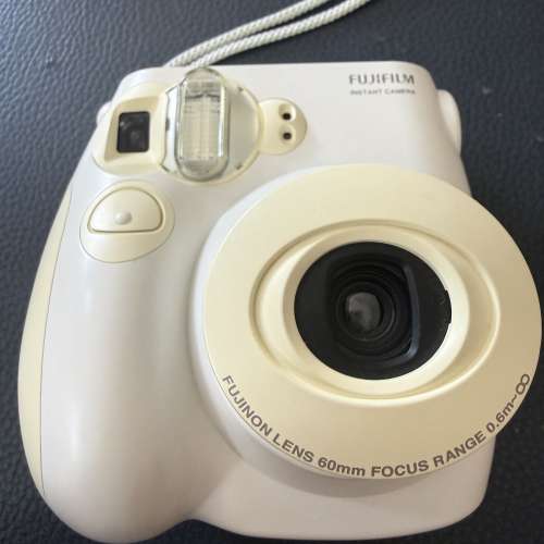 Fujifilm Instax Mini 7S camera with installed film 1 pack