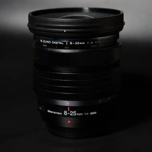 99%新 Olympus 8-25mm F4 變焦鏡頭 OM System M43