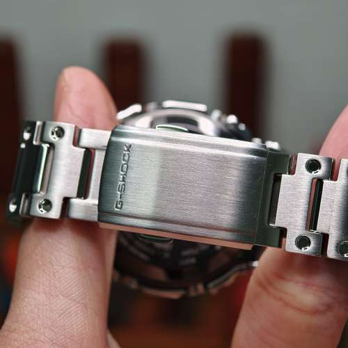 新淨行貨有保 日本製 G-Shock  GMW-B5000D-3 綠圈