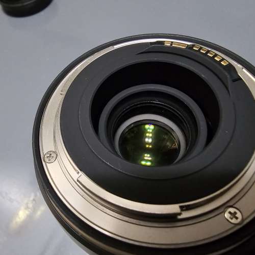 Tamron 17-35 F2.8-4。EF