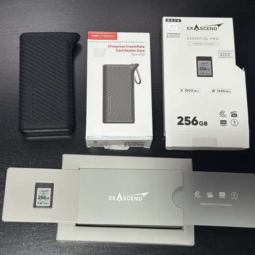 Exascend Pro CFexpress type A Pgytech CFexpress Card reader