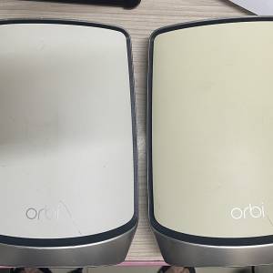 Orbi (RBK852) 三頻 AX6000 Mesh WiFi 6 無線系統 (2件裝, 1主機 + 1分機)