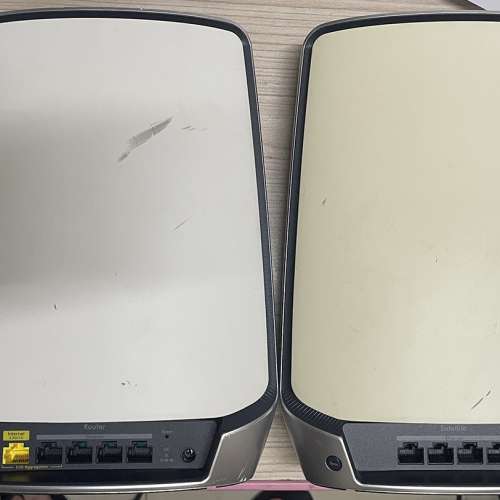 Orbi (RBK852) 三頻 AX6000 Mesh WiFi 6 無線系統 (2件裝, 1主機 + 1分機)