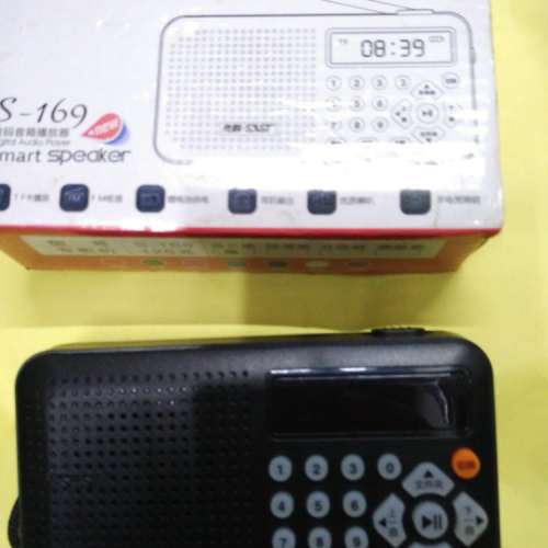 播放器MP3 + 收音機 可插SD卡播歌