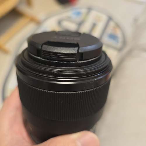 Sony E-mount fe 50mm f1.8 有盒 鏡身小花