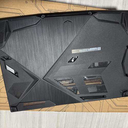 MSI Thin GF63 12uc i5-12450H RTX3050電競筆記型電腦