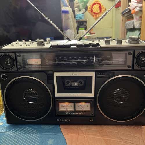 SANYO M9994K 高級4波段4喇叭收錄機