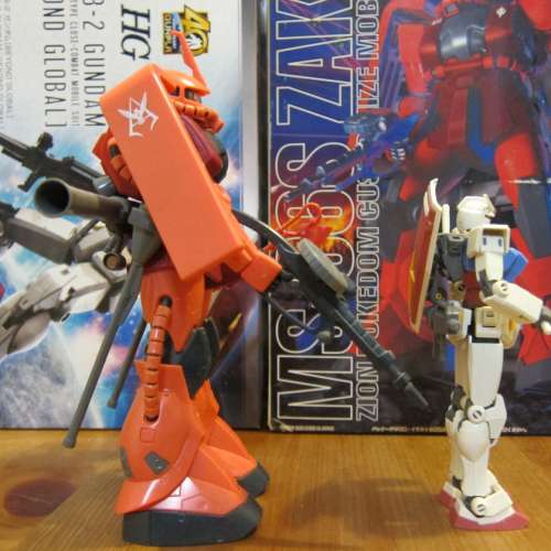 HG 高達 + MG 渣古 (Gundam, Zaku) 已砌