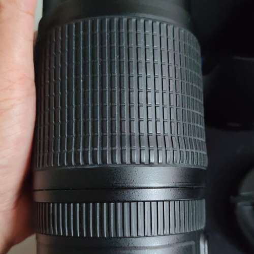 逾90%新少用故售NIKON AF-S 70-300mm 4.5-5.6 G ED VR鏡跟NIKON 57mm NC濾鏡=$1400