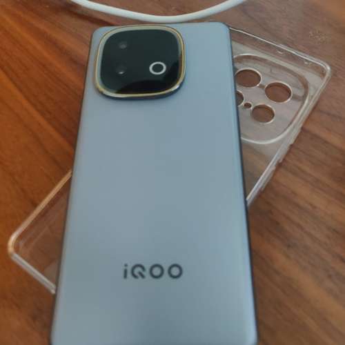 iQOO Z10 Turbo+ 智慧型手機