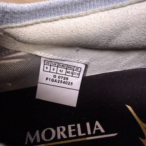 美津濃 Morelia Neo III β 日本製足球鞋