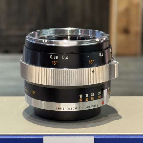 Contarex Zeiss Planar 50mm f2.0 black lens Matic version