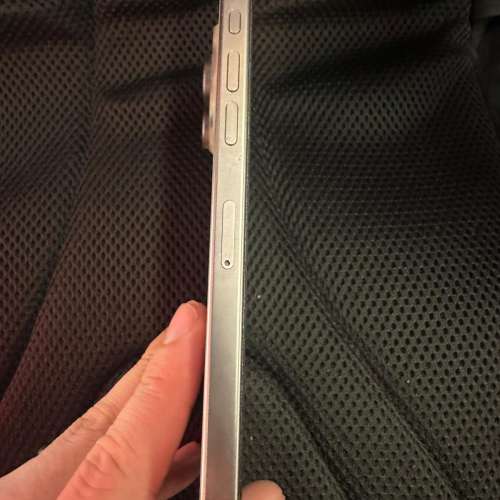 Apple iPhone 16 pro max 512gb  銀色 ，電池健康度91% Apple care+到2026年11月，...