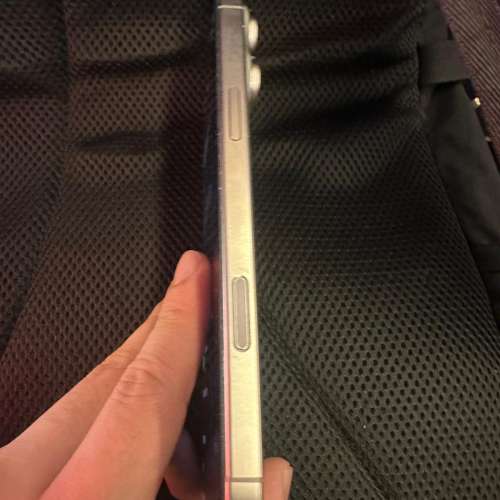 Apple iPhone 16 pro max 512gb  銀色 ，電池健康度91% Apple care+到2026年11月，...