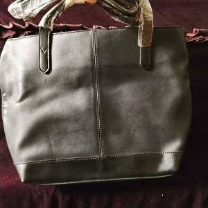 女士真皮手提包