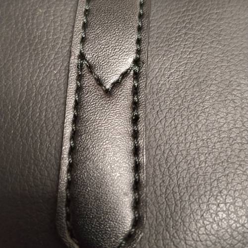 女士真皮手提包