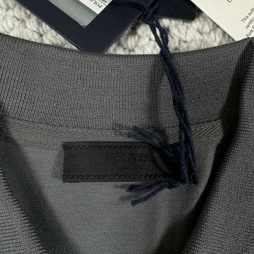 全新Prada絲光珠地棉Polo