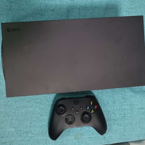 XBOX SERIES X 內置幾隻下載版GAMES