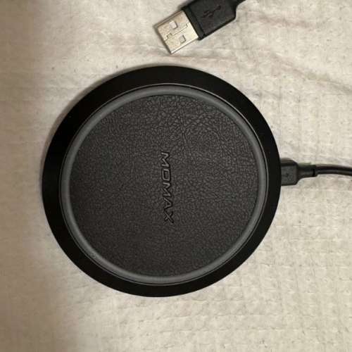 📱MOMAX Q.Pad Fast Wireless Charger Qi USED 無線 充電器 📱