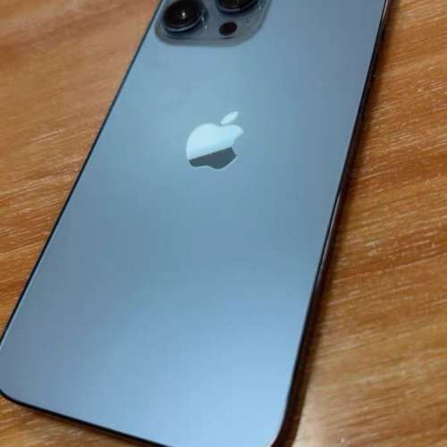 iPhone 13 pro max 1TB ( 天峰藍色) 送Magsafe Case及玻璃貼
