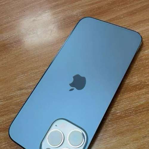 iPhone 13 pro max 1TB ( 天峰藍色) 送Magsafe Case及玻璃貼