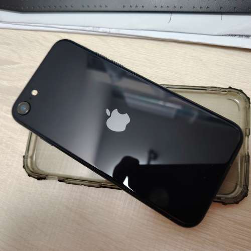黑色 iphone se3 128gb