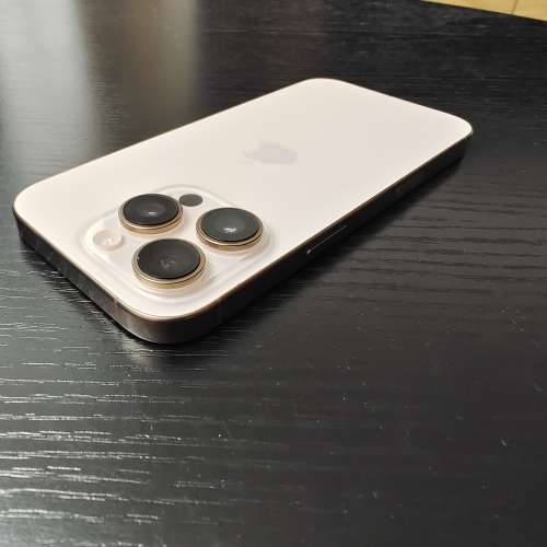 極新保到1月,香港行貨,原色iphone 16 pro 256gb openline 5G 有盒有配件