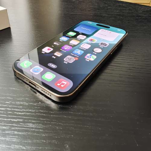 極新保到1月,香港行貨,原色iphone 16 pro 256gb openline 5G 有盒有配件