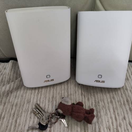 Asus 華碩XP4 WiFi-6 AX1800 雙頻 Mesh/HomePlug AV2 路由器。