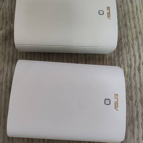 Asus 華碩XP4 WiFi-6 AX1800 雙頻 Mesh/HomePlug AV2 路由器。