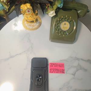 iPhone 17 Pro Max 機械手機殼黑色