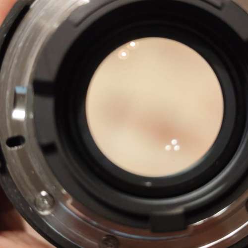 放兩支逾90%新無花mo及極少少塵TOKINA AF300mm全程F4大光圈及SIGMA20mm f1.8大光圈...