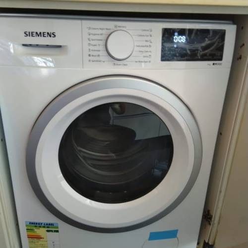 Siemens 洗衣機iQ300(已飛頂）