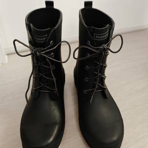 95%新Joy Corn女裝時尚水靴