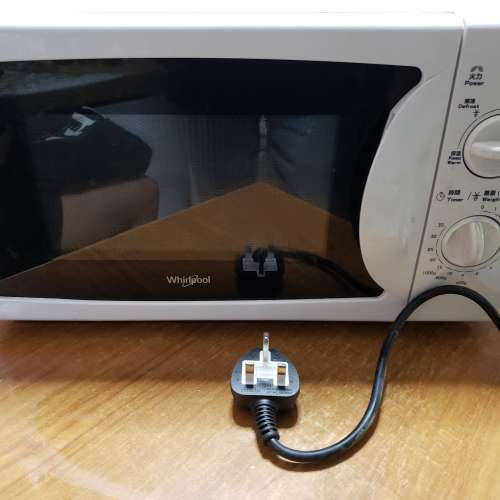 惠而浦 Whirlpool 20升 小型微波爐  800W  屯門良景自取。
