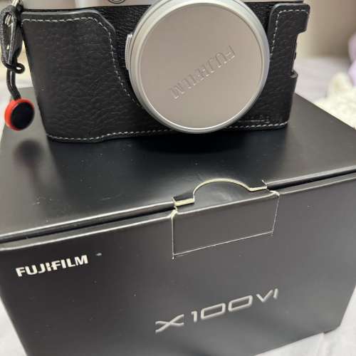 Fujifilm X100VI 銀色相機