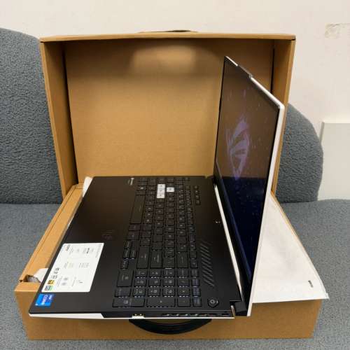 (全新白色華碩電競機 15.6寸300Hz ）ASUS TUF RTX3070 電競機 i7-12650H/8,16,32GB...