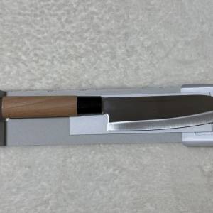 100% 新超鋒利木柄日本製廚刀