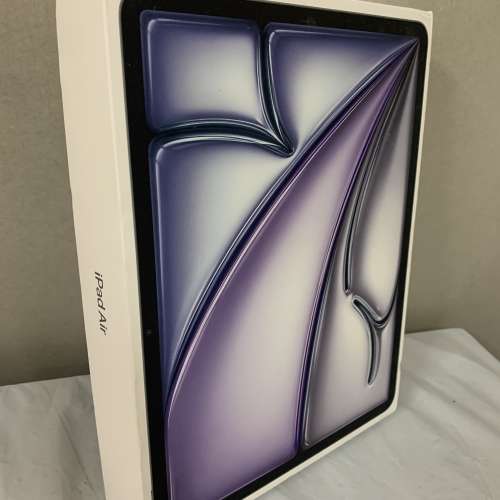 99%New US iPad Air 7th Gen (2025 M3) 13-inch WiFi 128GB Space Gray 保到10-9-2026