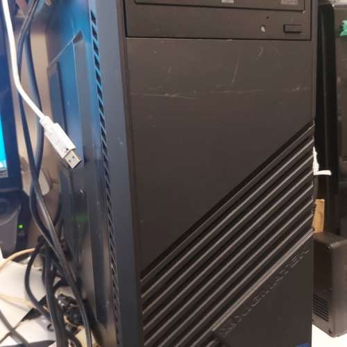 屯門良景輕鐵站交收 Intel® Core™ i5 電腦一部 Windows 11 系統