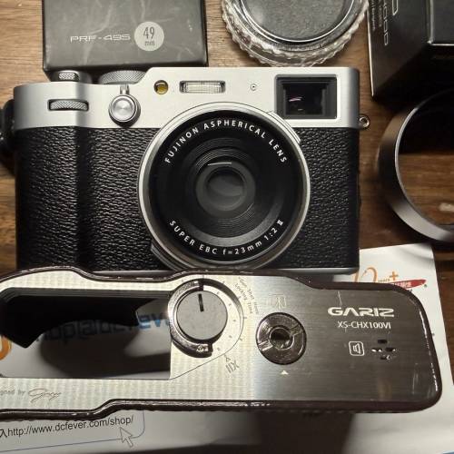 Fujifilm 行貨X100VI 銀色相機連原裝filter，原裝adaptor，原裝遮光罩hood及韓國真...